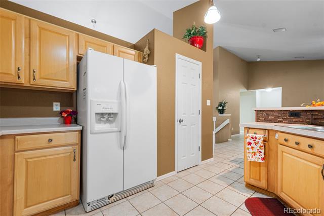 11313 OAKLAND Drive