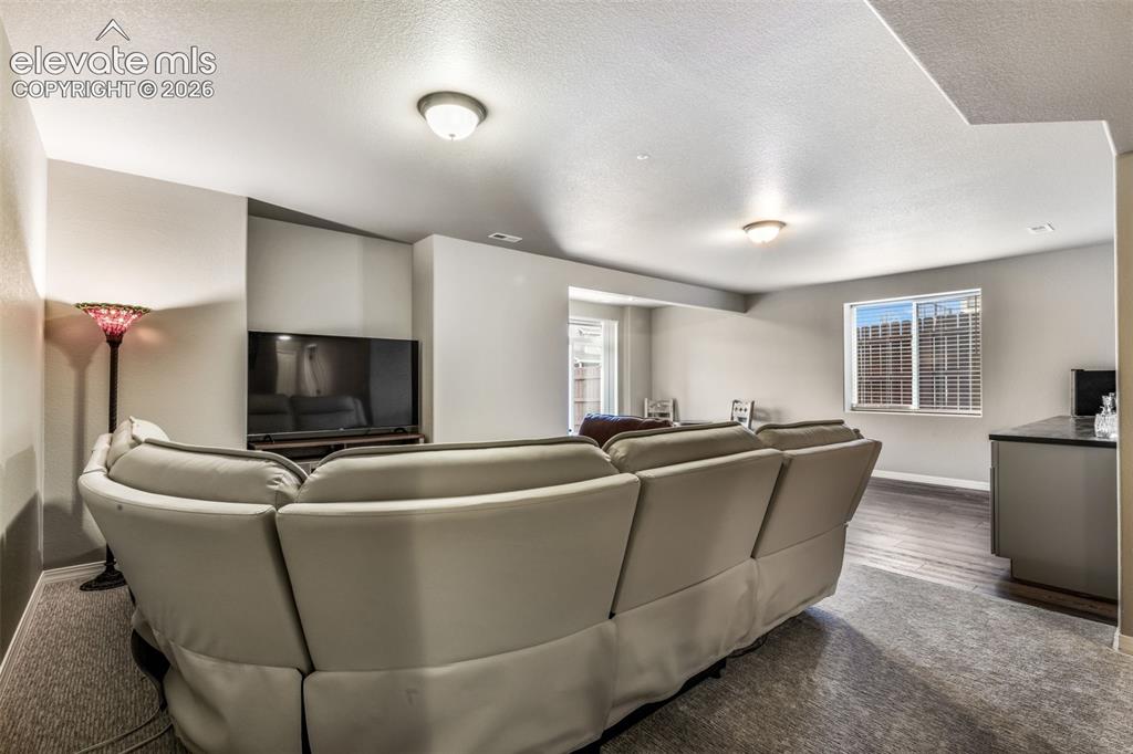 10458 Mt Emerald Drive