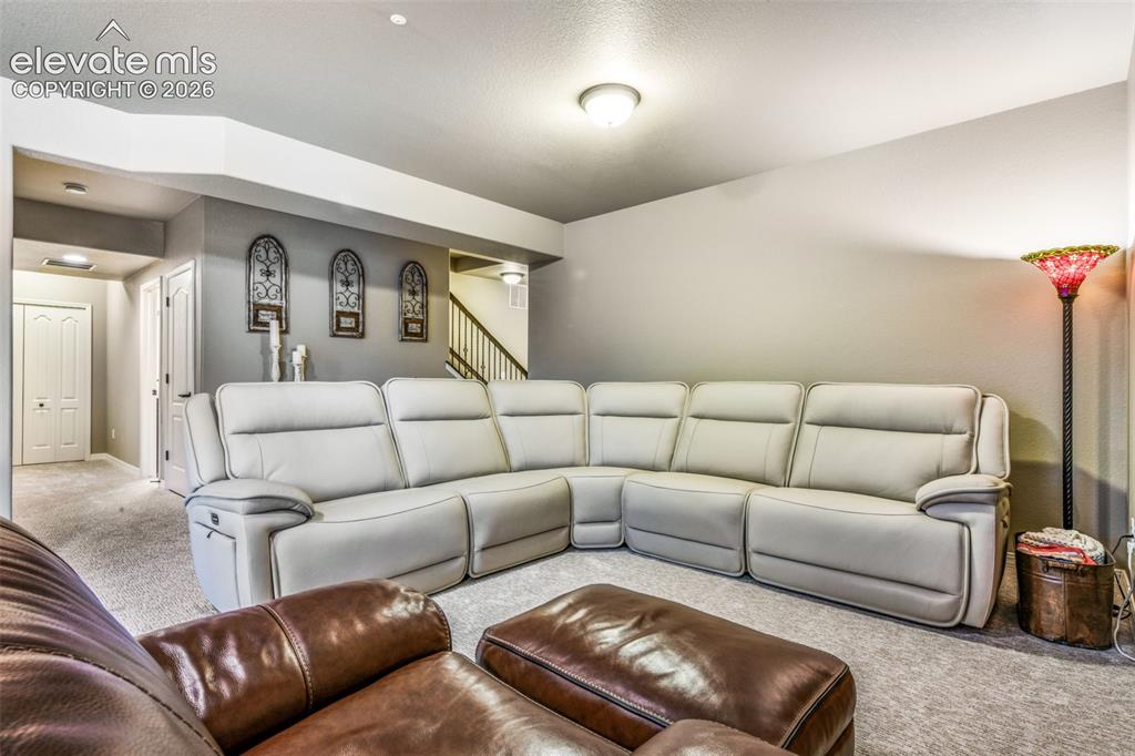 10458 Mt Emerald Drive