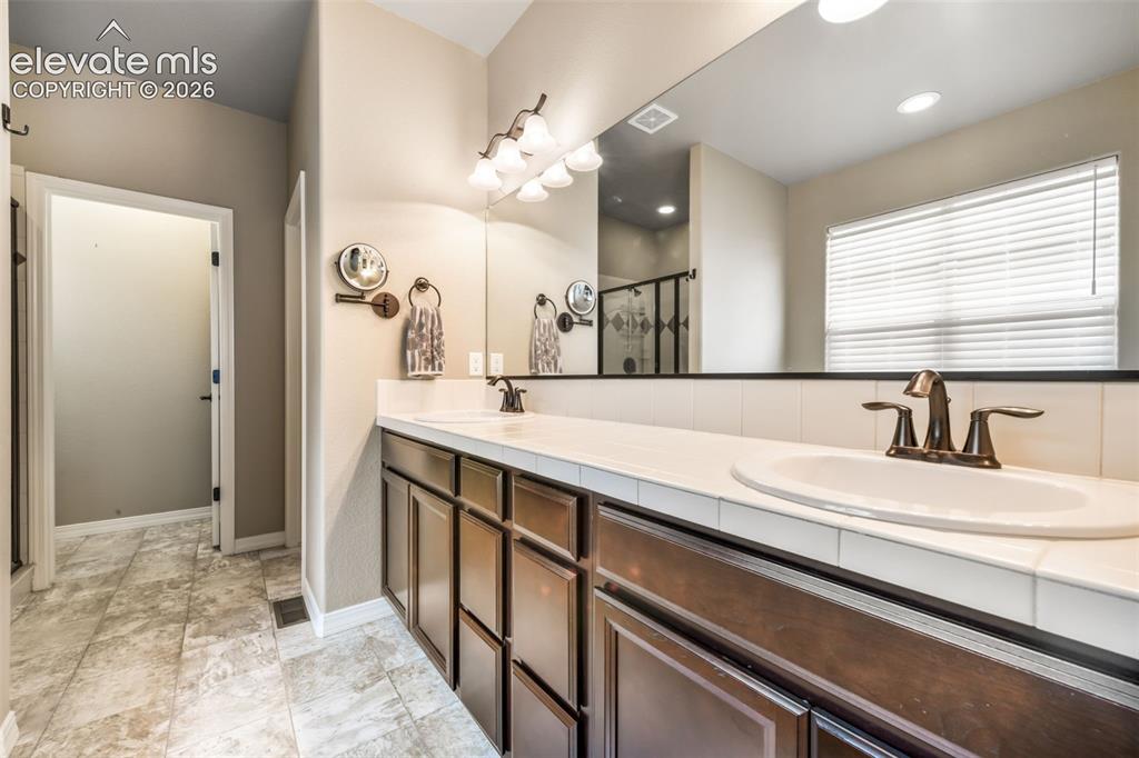 10458 Mt Emerald Drive