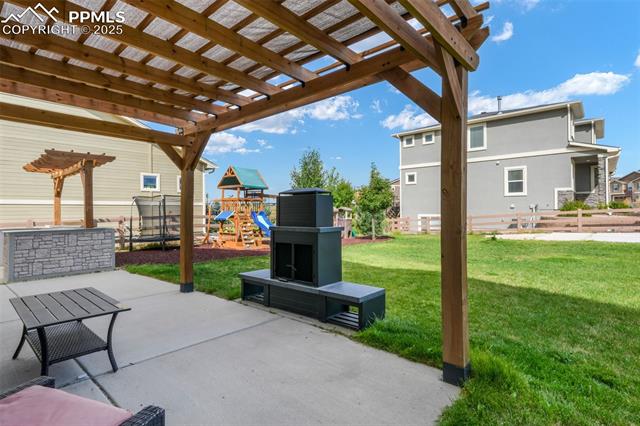 8407 Caddis Court
