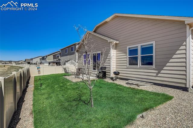 10898 Hidden Prairie Parkway