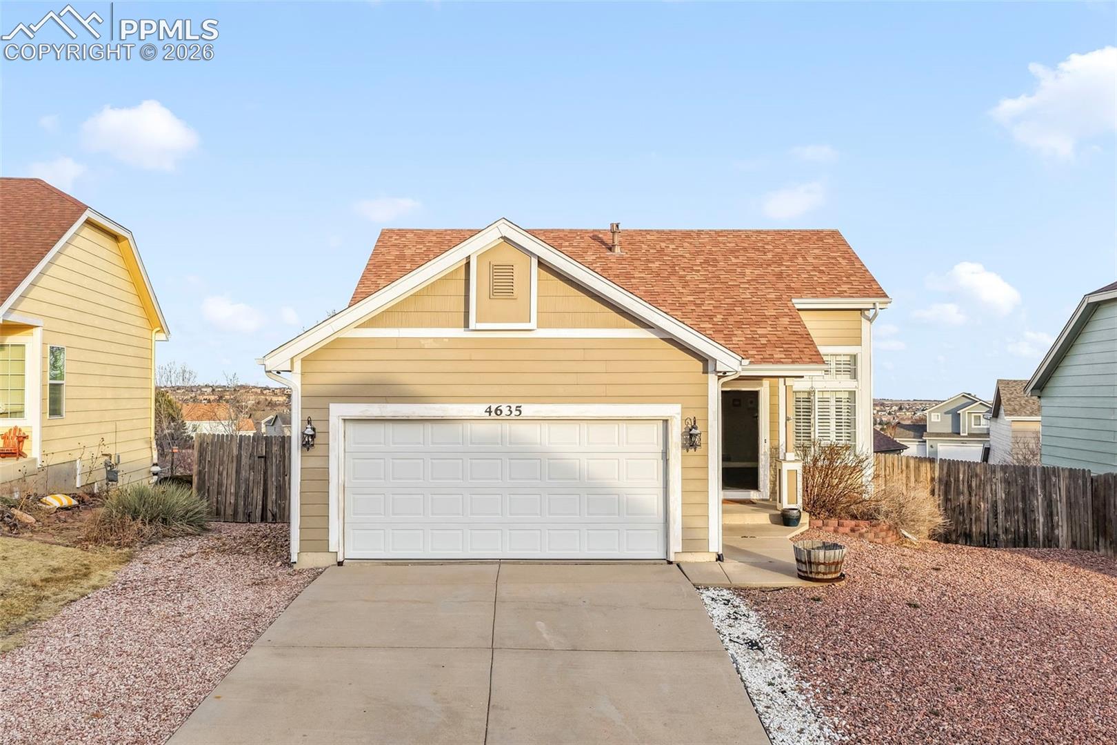 4635 Saddle Ridge Drive