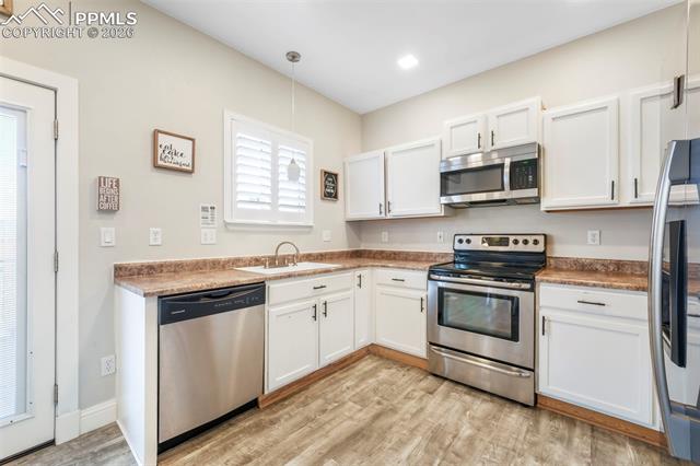 4635 Saddle Ridge Drive