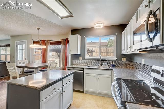 9447 Summit Mesa Drive