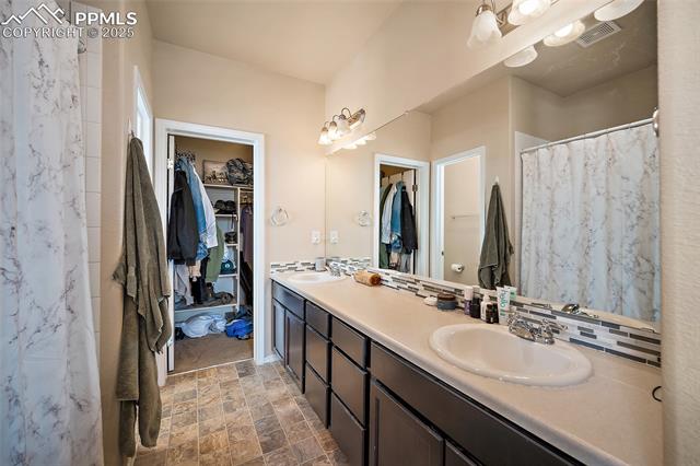 2404 Obsidian Forest View