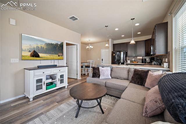 2404 Obsidian Forest View