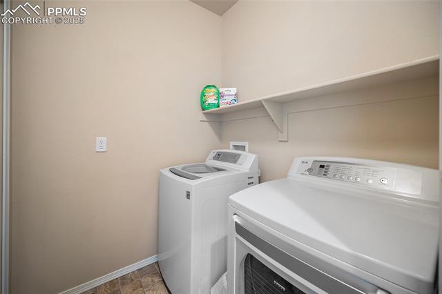 2404 Obsidian Forest View