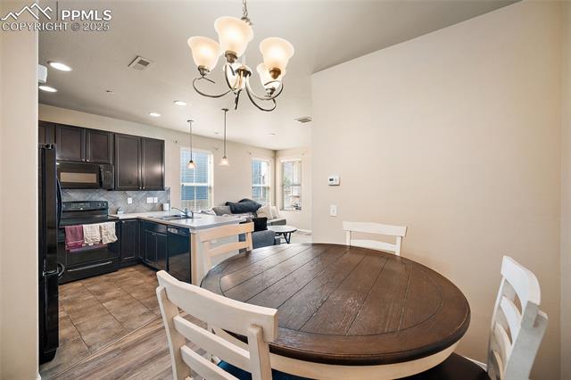 2404 Obsidian Forest View