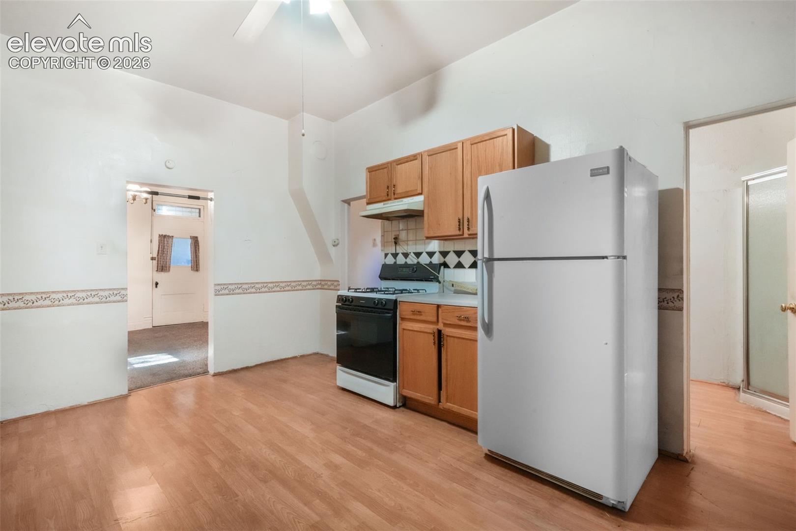 818 W 2nd Street