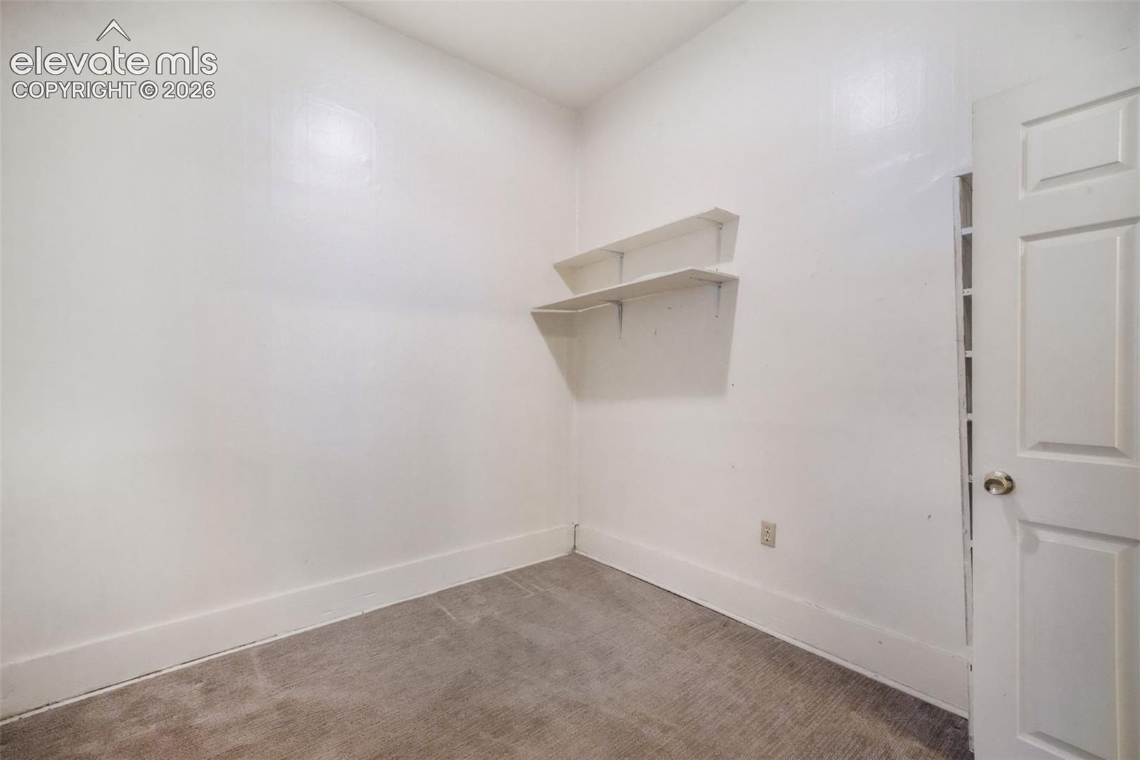 818 W 2nd Street
