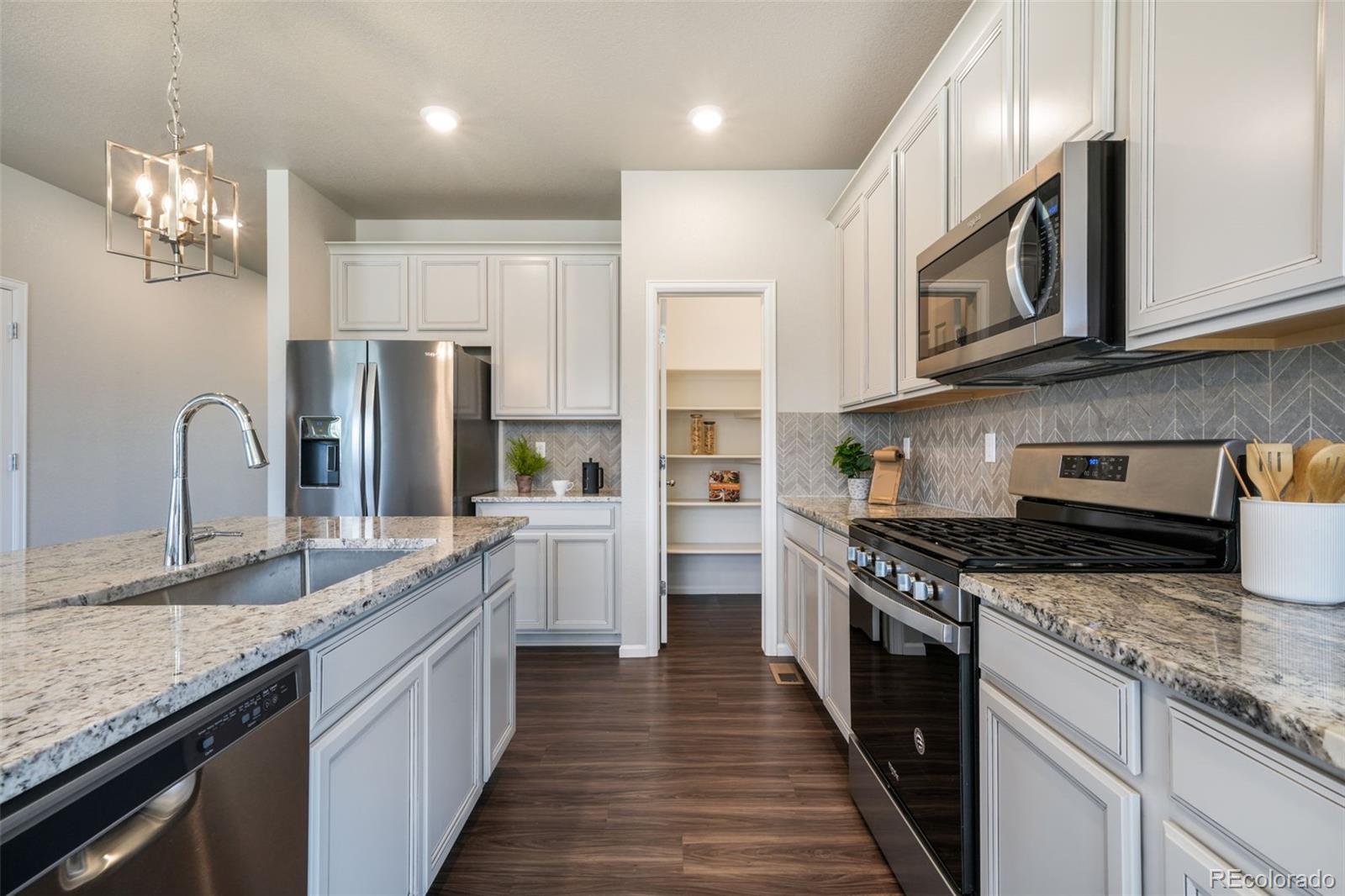 936 Lavender Place