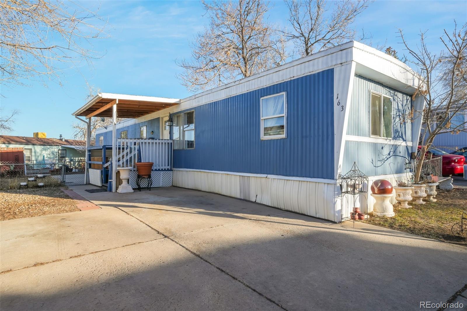 1500 W Thornton Parkway