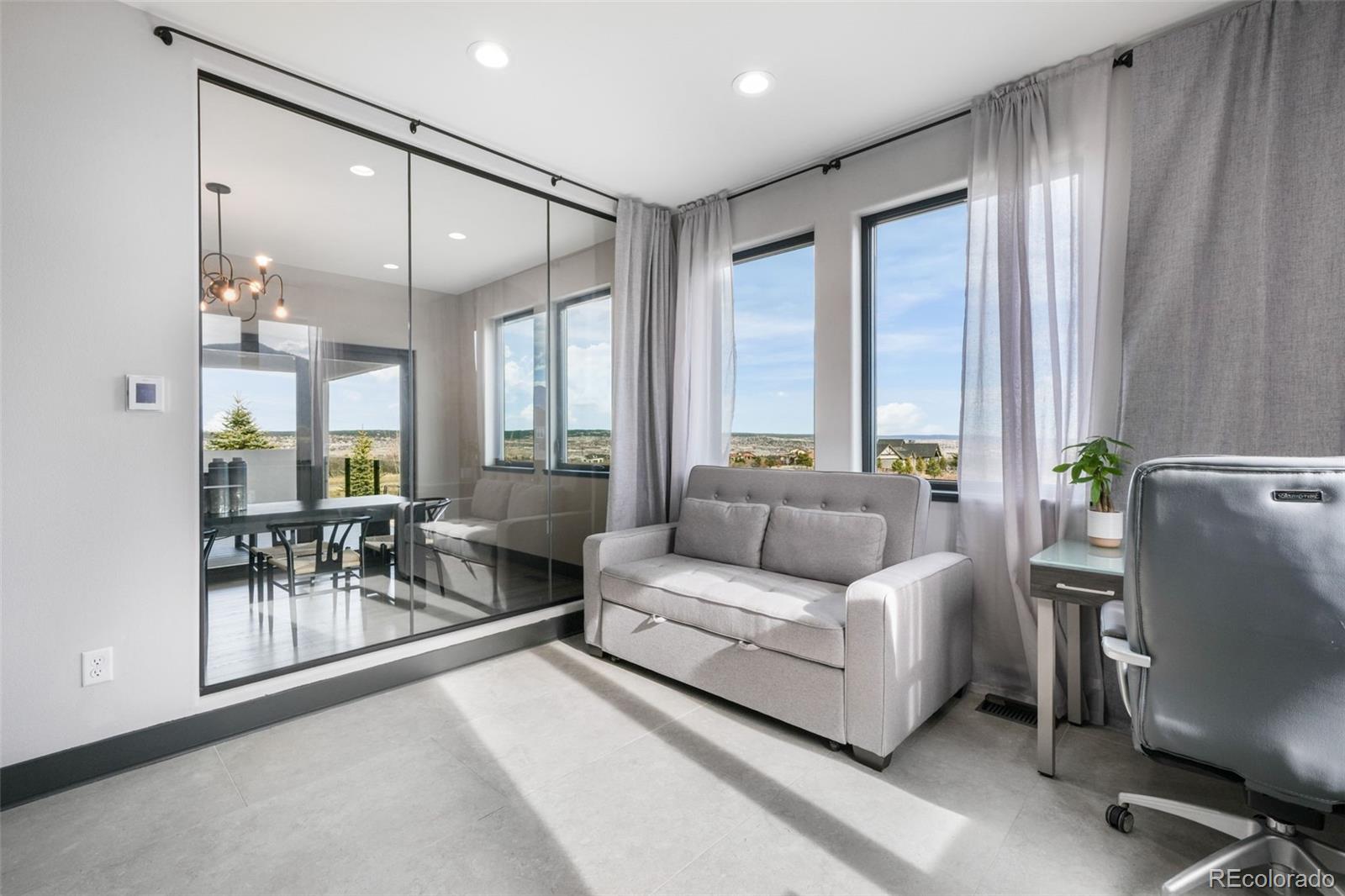 3655 Mesa Top Drive