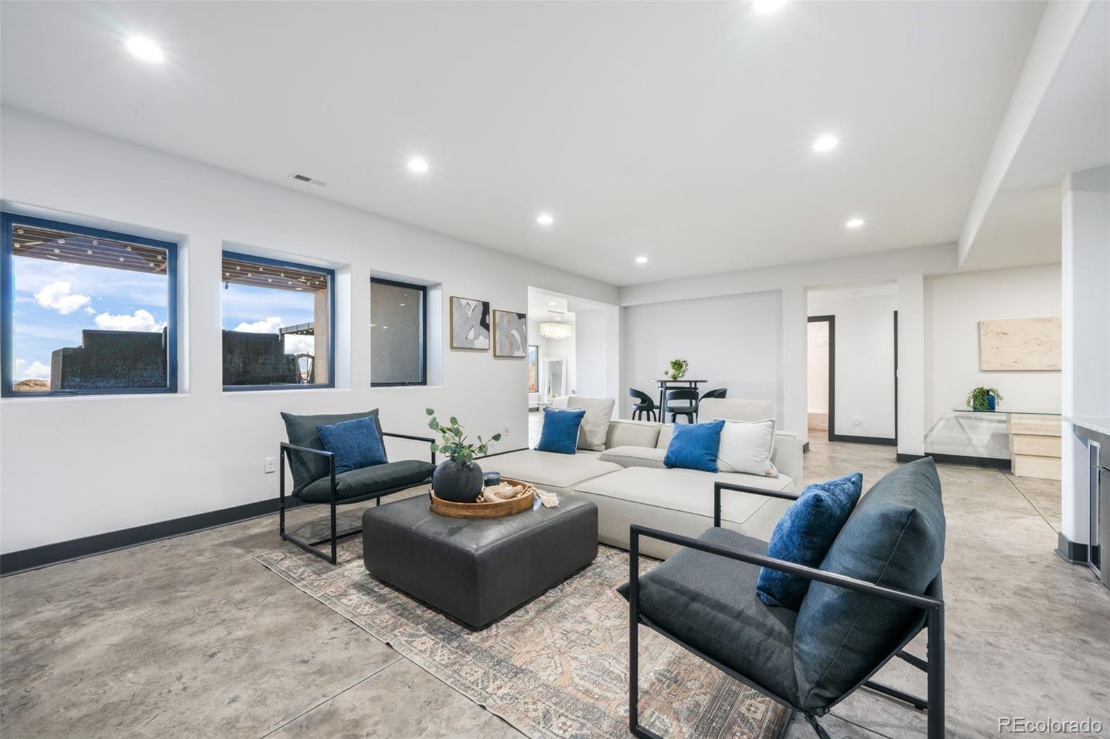 3655 Mesa Top Drive