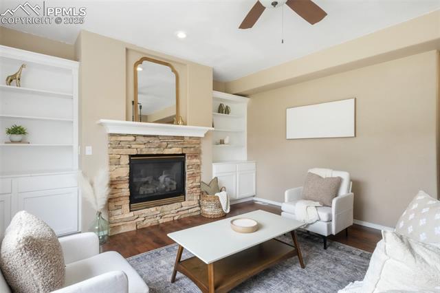 9979 Rose Leaf Court