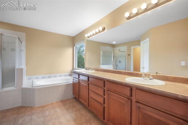 9979 Rose Leaf Court