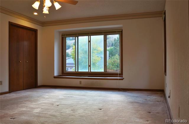 6871 Oak Valley Drive