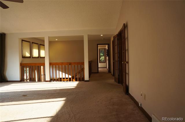 6871 Oak Valley Drive