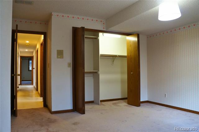 6871 Oak Valley Drive
