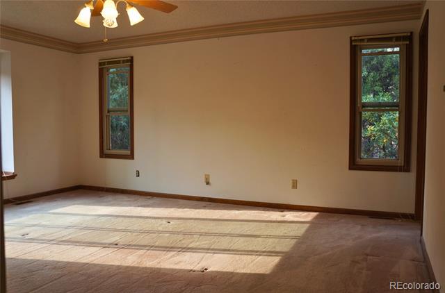 6871 Oak Valley Drive