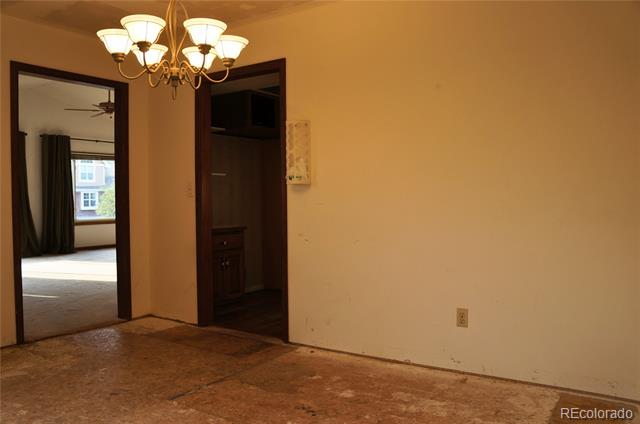 6871 Oak Valley Drive