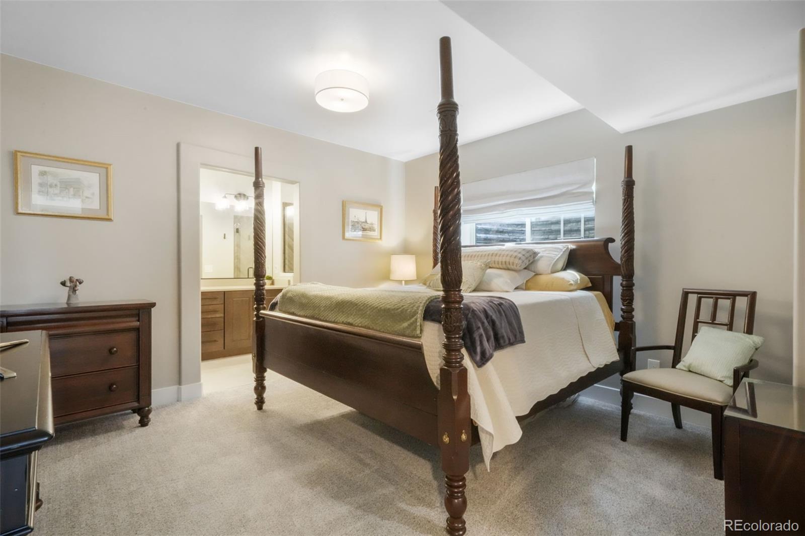 1070 Panoramic Drive