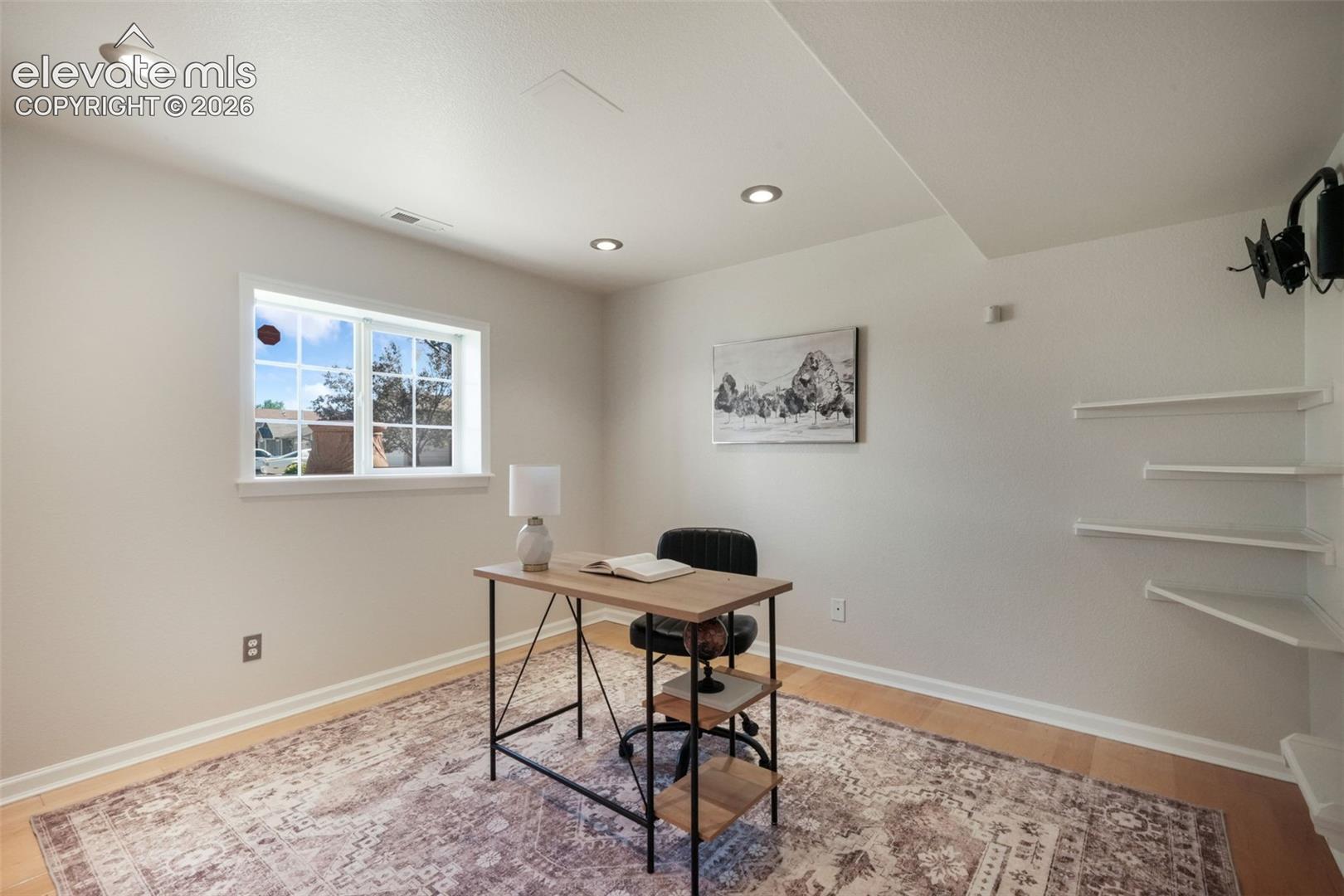 7106 Lone Eagle Lane