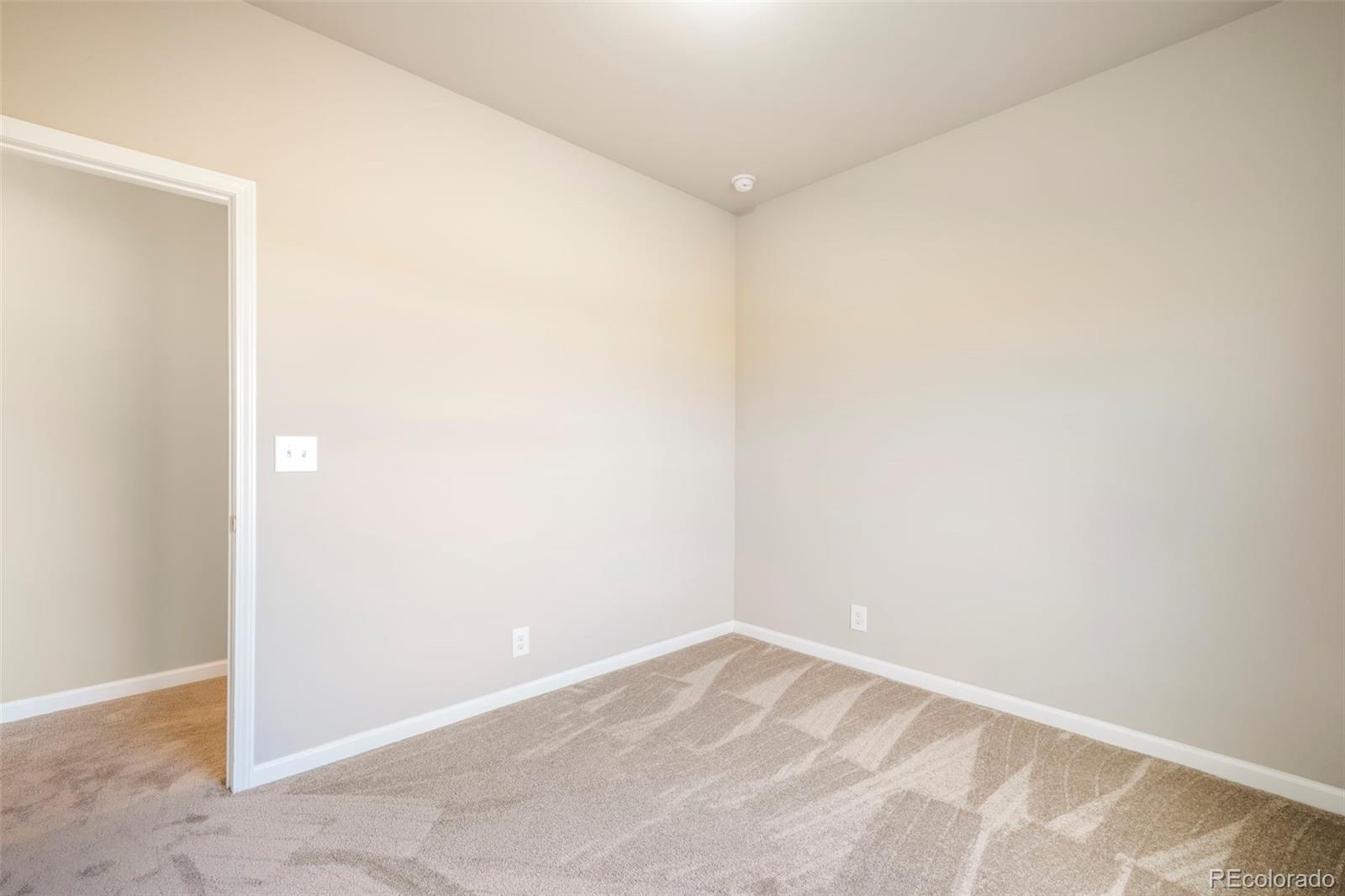 7343 Evening Moon Court