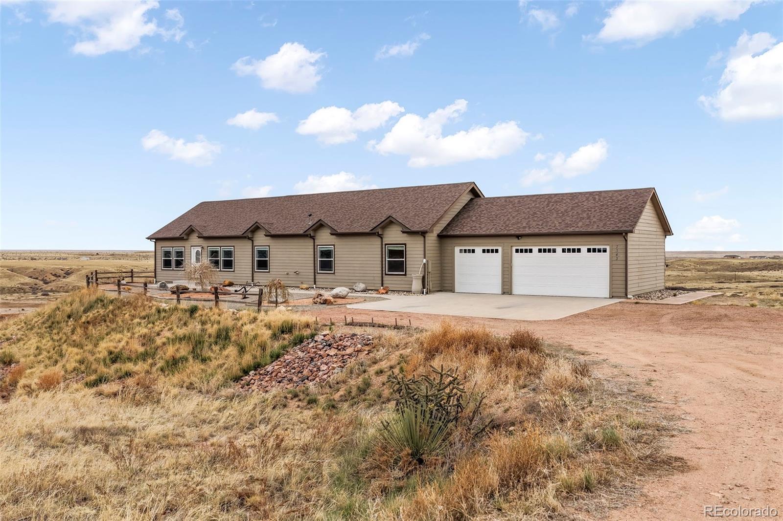 7343 Evening Moon Court