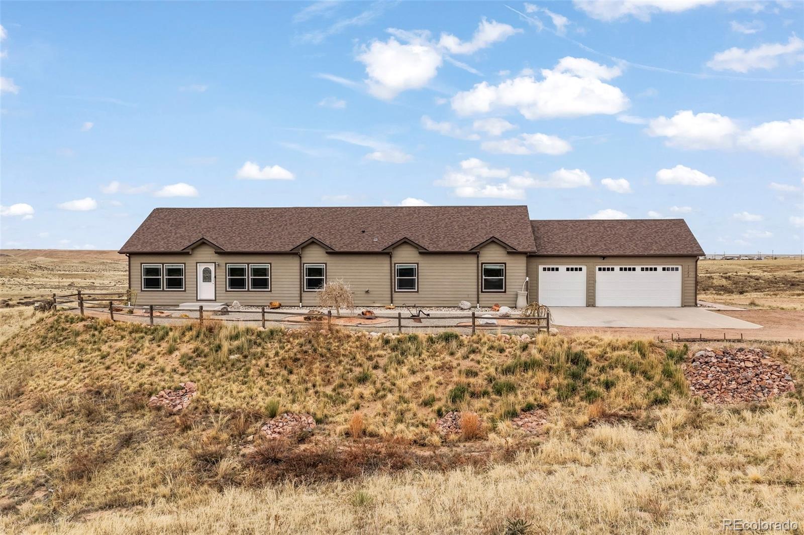 7343 Evening Moon Court