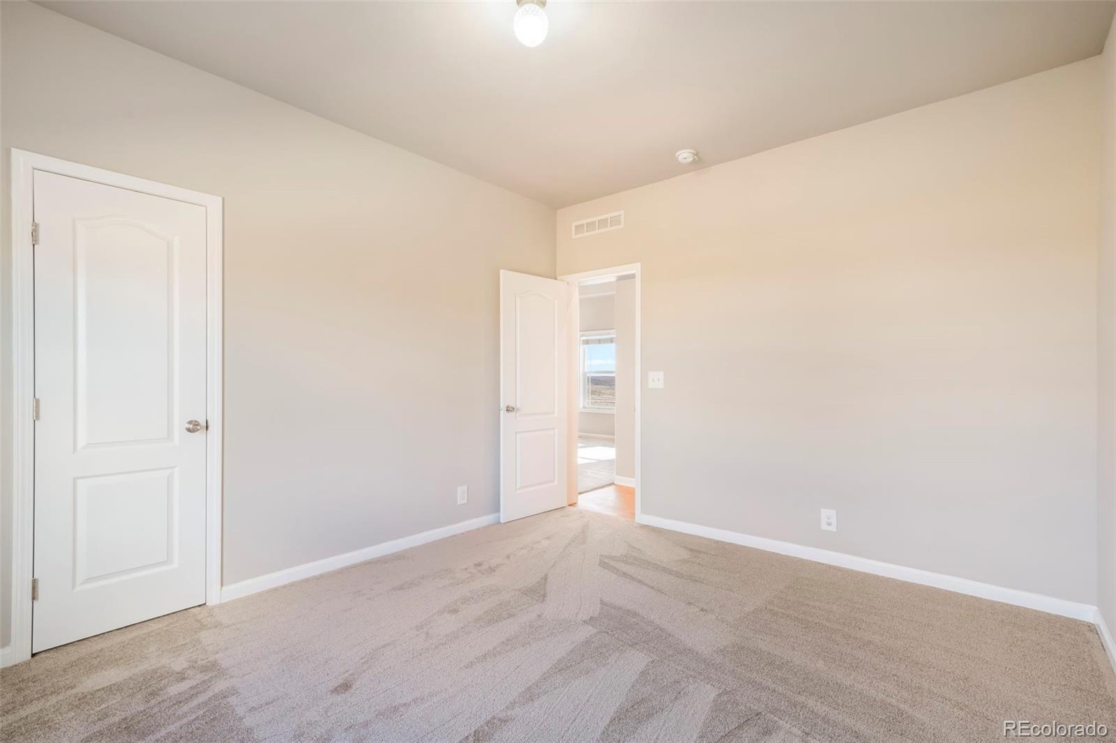 7343 Evening Moon Court