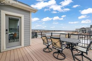 2573 Lakes Edge Drive