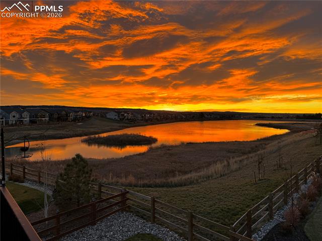 2573 Lakes Edge Drive