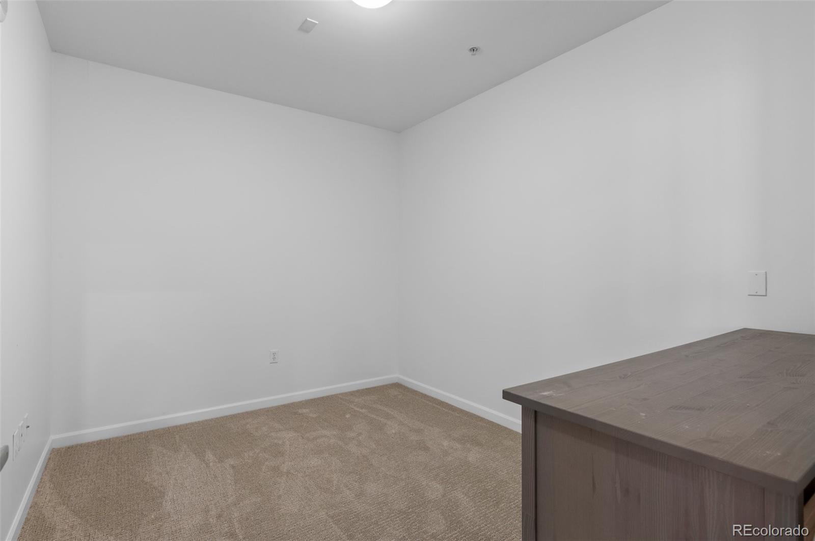 1950 N Logan Street Unit: 601