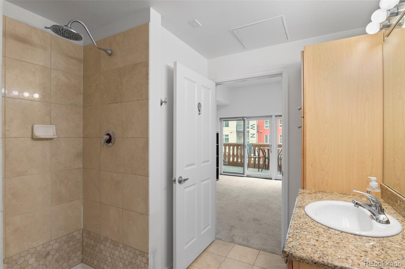 1950 N Logan Street Unit: 601