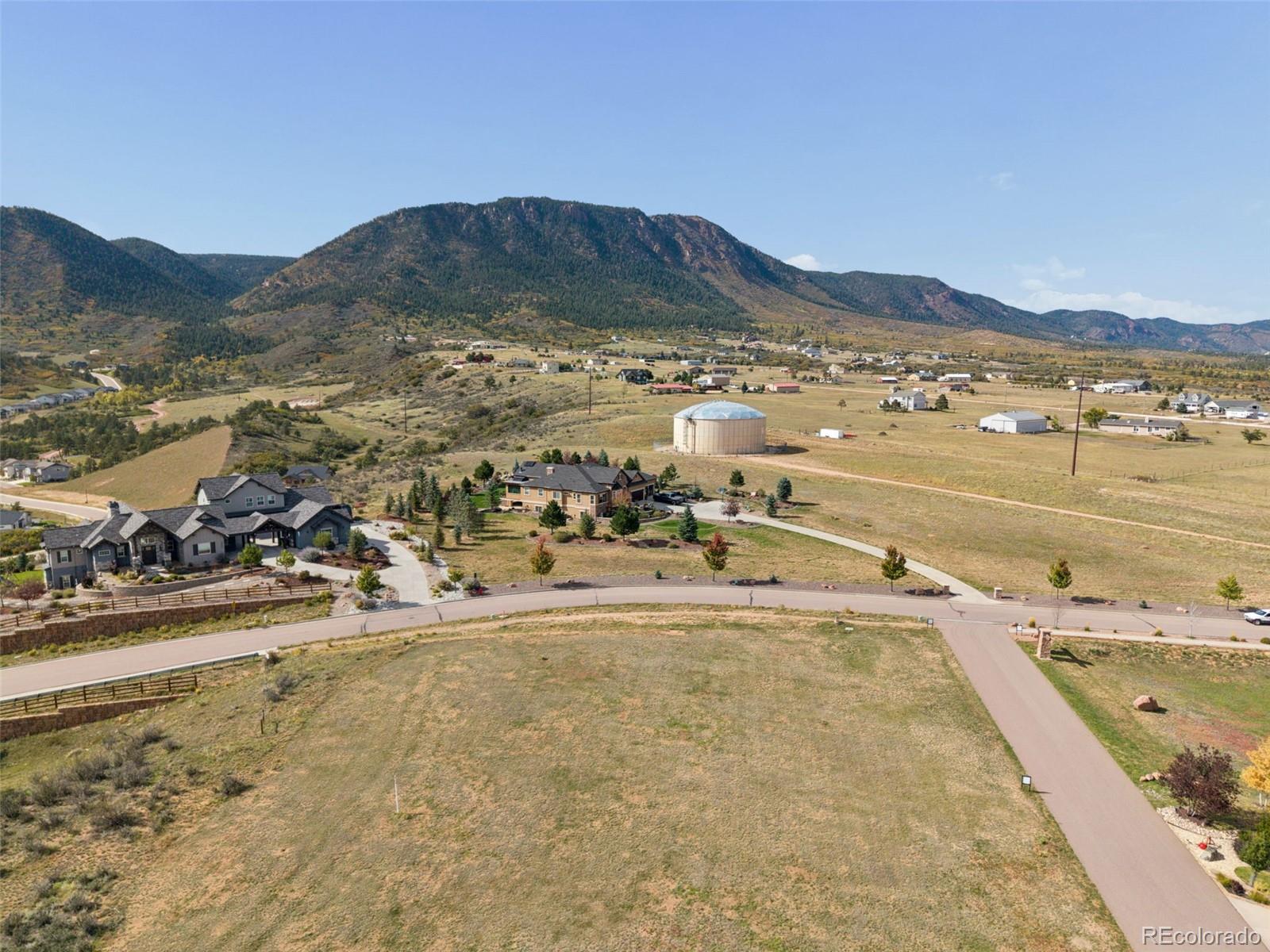 3955 Mesa Top Drive