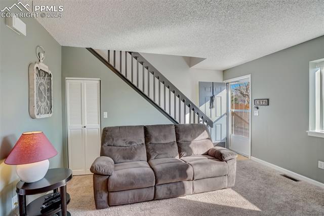 609 Bennett Avenue Unit: A