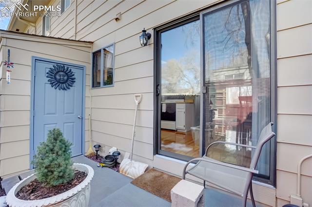 609 Bennett Avenue Unit: A