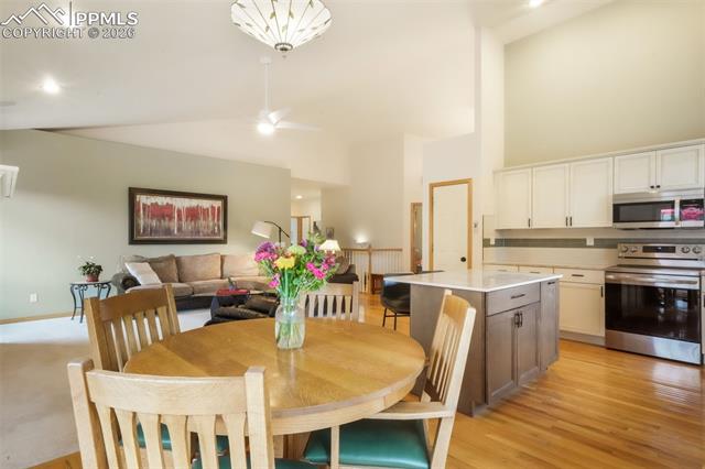 1590 Longview Circle