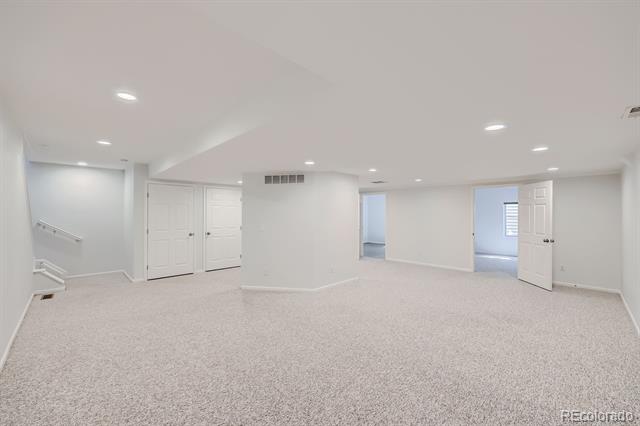3167 Newport Circle
