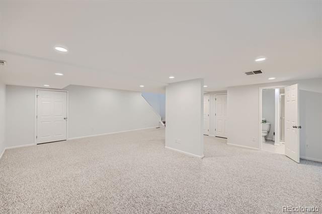 3167 Newport Circle