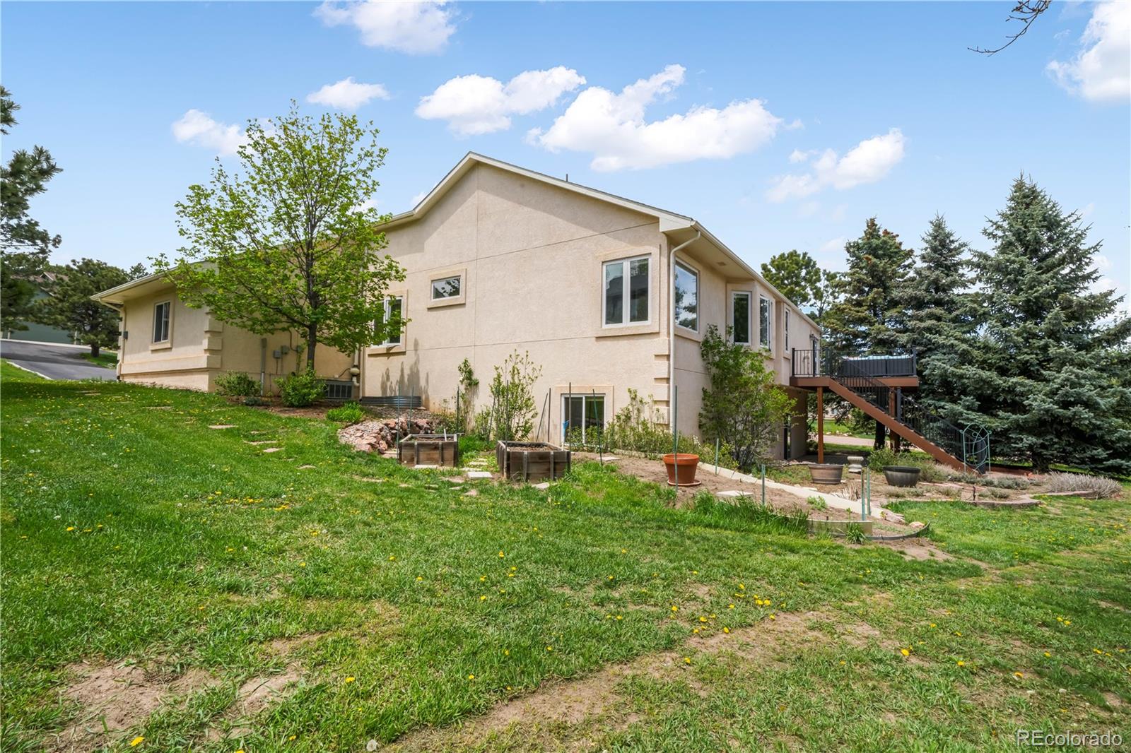 1590 Longview Circle