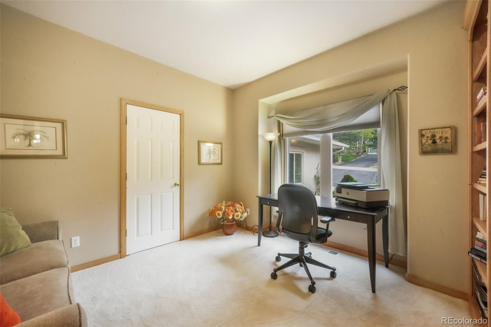 1590 Longview Circle