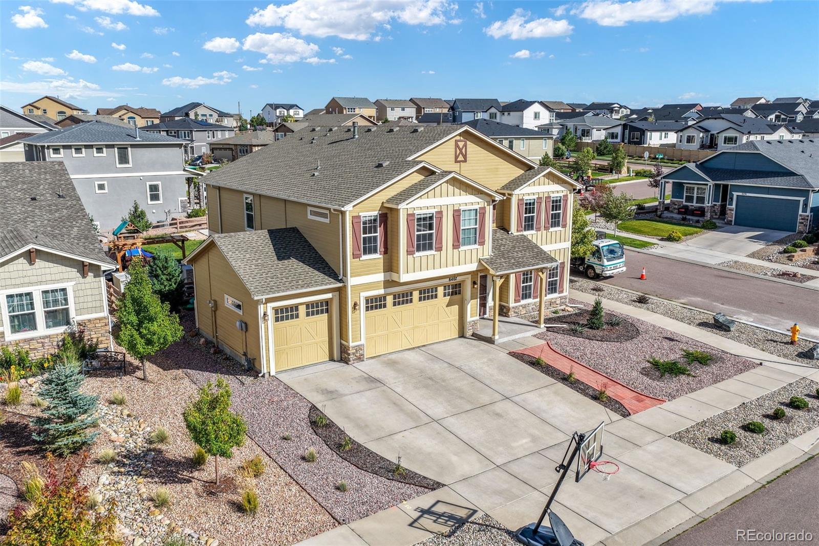 8407 Caddis Court