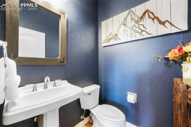 1236 Castlecombe Lane