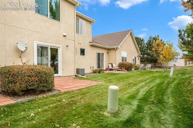 1223 Villa Grove