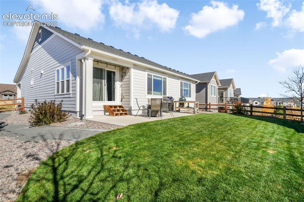 2583 Lakes Edge Drive
