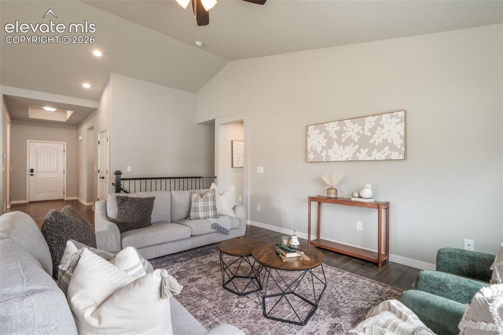 2583 Lakes Edge Drive