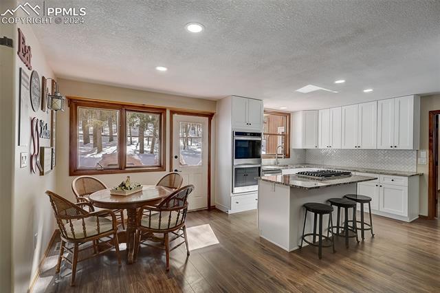 1315 W Bowman Avenue